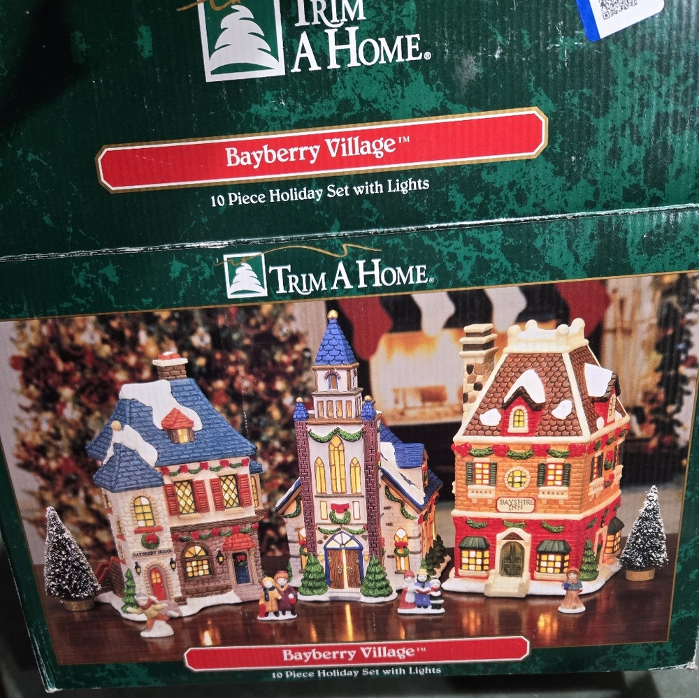Vintage- Bayberry Village Holiday Set with Lights